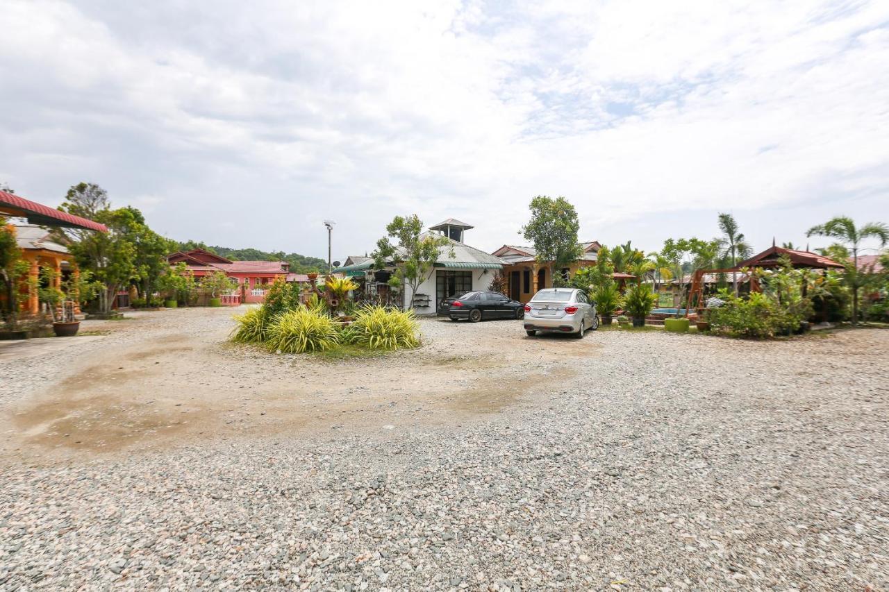 מראנג Oyo 89887 Chalet Yunie מראה חיצוני תמונה